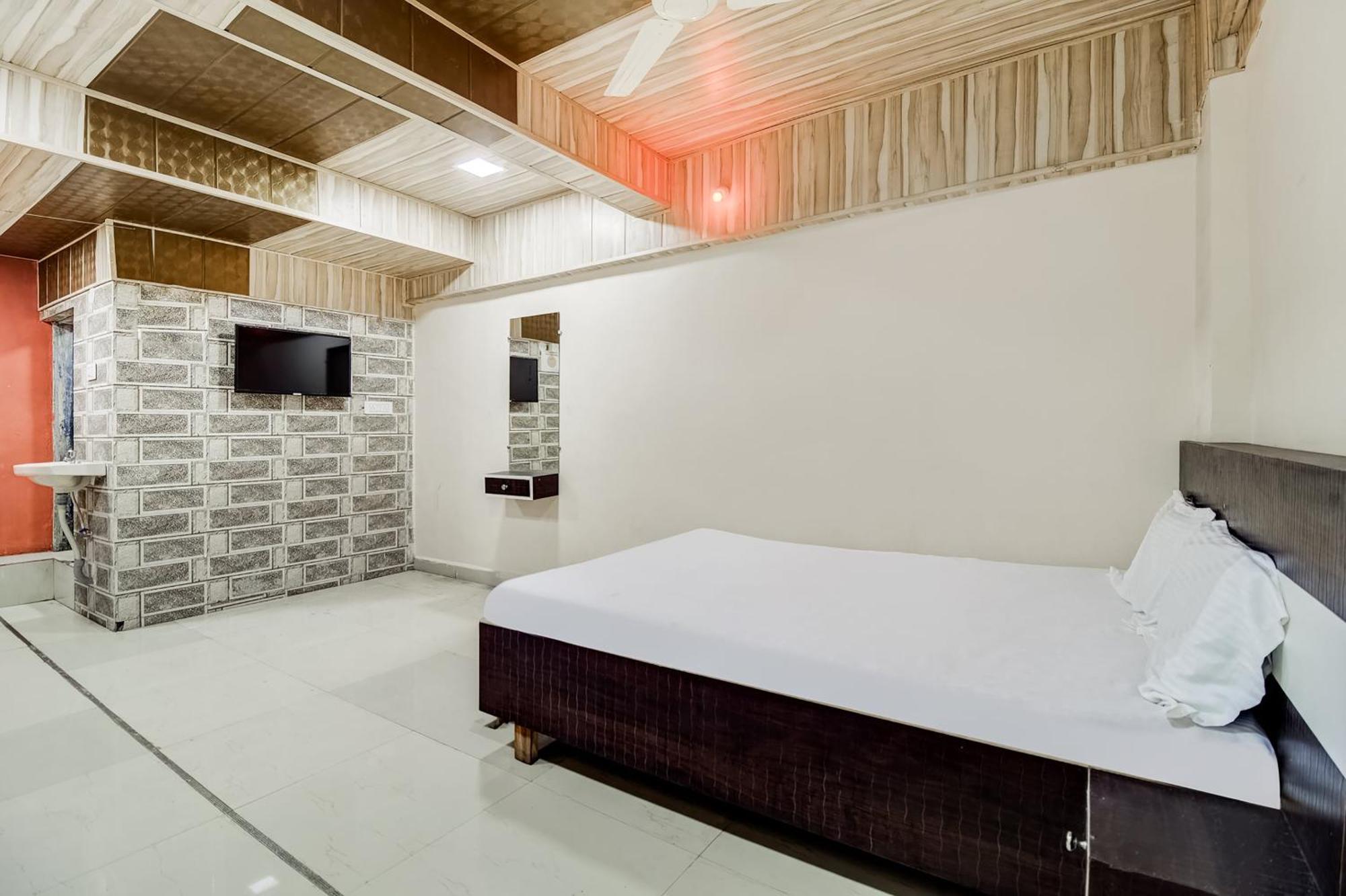 Hotel O Sangam Relax Point Amarnath Екстер'єр фото