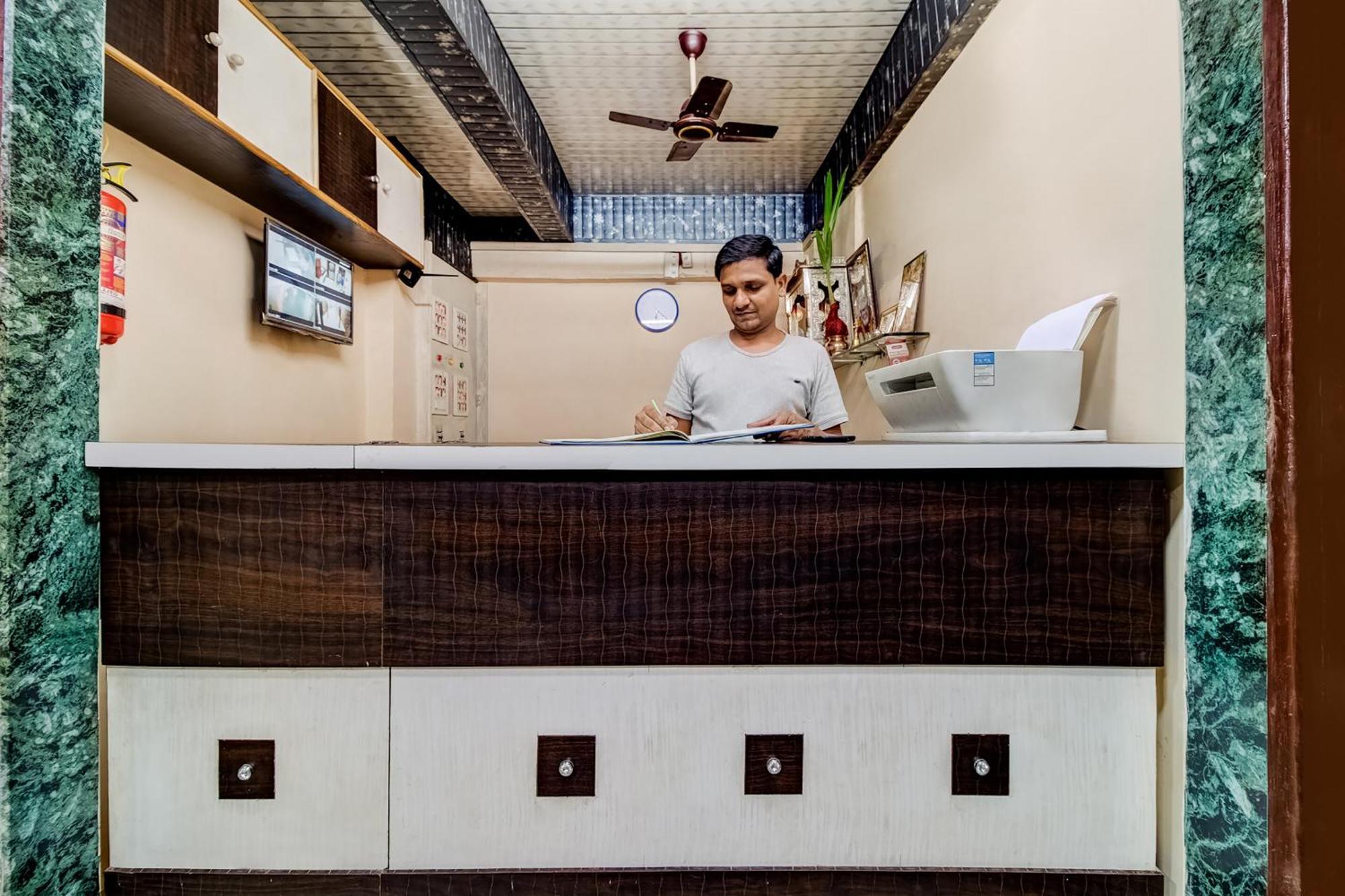 Hotel O Sangam Relax Point Amarnath Екстер'єр фото